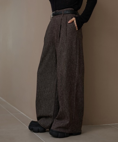 LAULEN(ローレン)の「tuck nuance wide pants /タックニュアンスワイドパンツ(その他パンツ・レディース・ブラック/ブラウン・S/M)」の15枚目の写真