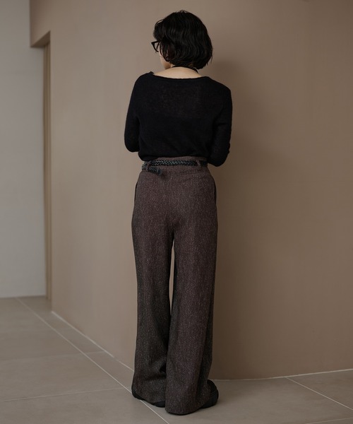 LAULEN(ローレン)の「tuck nuance wide pants /タックニュアンスワイドパンツ(その他パンツ・レディース・ブラック/ブラウン・S/M)」の5枚目の写真