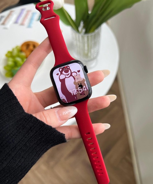 LUON(ルオン)の「LUON / Apple Watch Band / シリコン アップルウォッチ バンド(デジタル腕時計・レディース・パープル/オレンジ/イエロー/アイボリー/ピンク/レッド/グレー/ライトブルー/ブラック・A/B)」の8枚目の写真