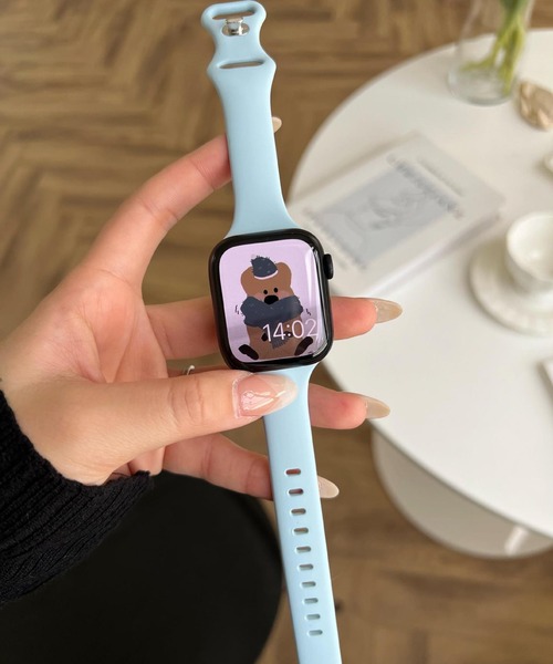 LUON(ルオン)の「LUON / Apple Watch Band / シリコン アップルウォッチ バンド(デジタル腕時計・レディース・パープル/オレンジ/イエロー/アイボリー/ピンク/レッド/グレー/ライトブルー/ブラック・A/B)」の4枚目の写真