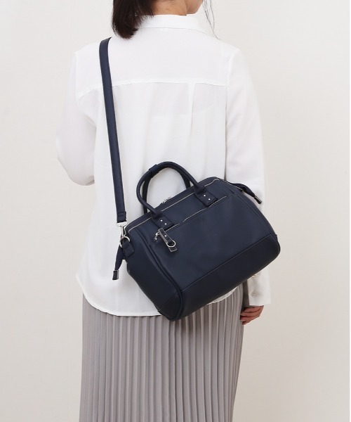 anello（アネロ）の「anello RE:レトロ 口金2WAYショルダー（ショルダーバッグ・レディース・ネイビー/キャメル/ブラック/グレイッシュベージュ/アイボリー/グレー・FREE）」の11枚目の写真