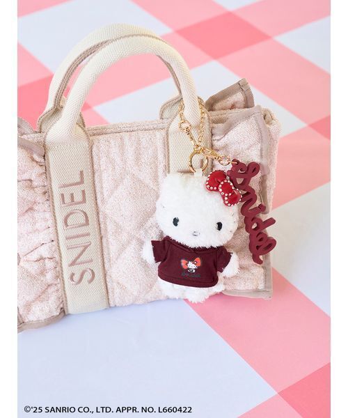 SNIDEL（スナイデル）の「【HELLO KITTY】チャーム（キーケース/キーアクセサリー・レディース・ピンク/バーガンディー/ネイビー/ライトブルー/ブラック・F）」の5枚目の写真