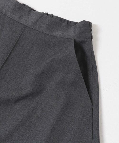 URBAN RESEARCH DOORS(アーバンリサーチドアーズ)の「『仁村紗和さん着用』『UR TECH』完声フレアスカート(スカート・レディース・ブラウン/チャコールグレー・SMALL/MEDIUM)」の11枚目の写真