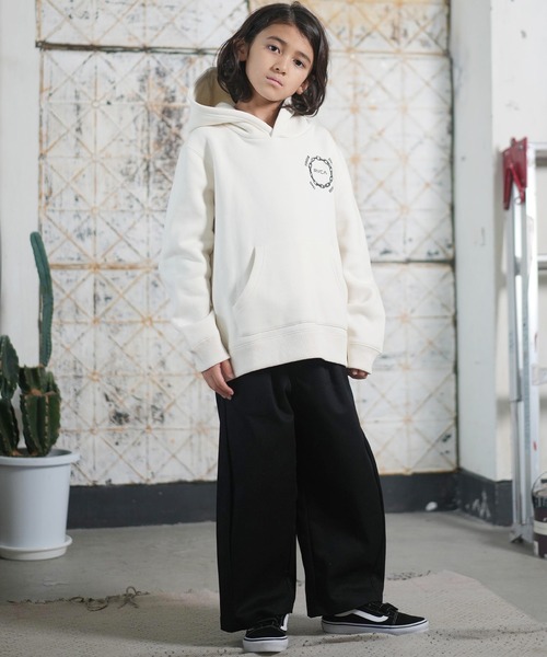 RVCA(ルーカ)の「RVCA/ルーカ METAL URGY HD キッズ パーカー BF046-007(パーカー・キッズ・スミクロ/ホワイト・130cm/140cm/150cm/160cm)」の18枚目の写真