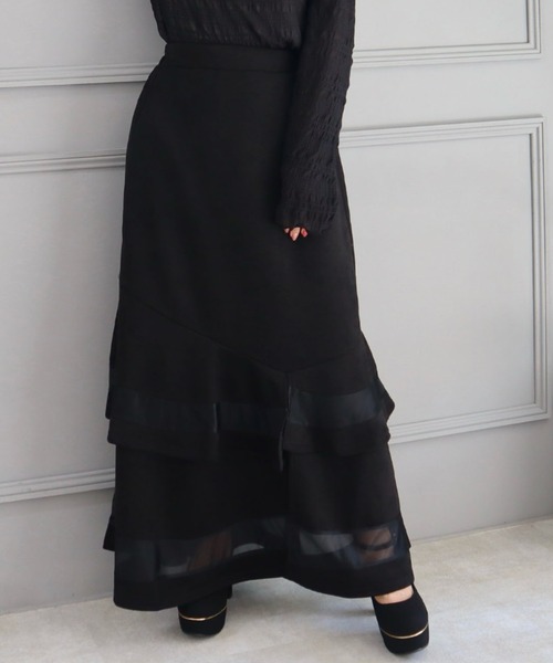 CECIL McBEE（セシルマクビー）の「スエードポンチティアードフレアスカート（スカート・レディース・ブラック・LARGE/MEDIUM）」の2枚目の写真