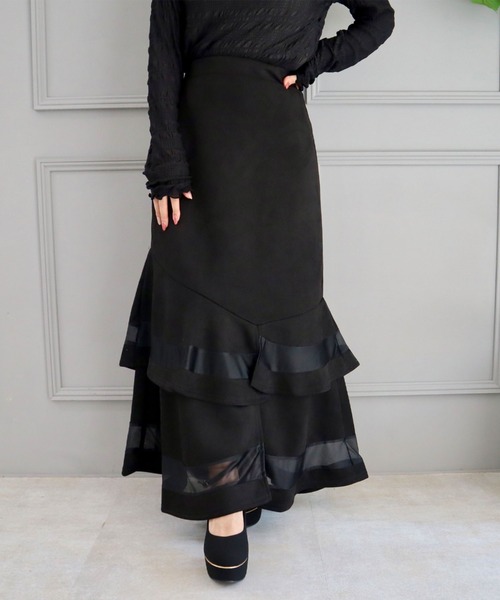 CECIL McBEE（セシルマクビー）の「スエードポンチティアードフレアスカート（スカート・レディース・ブラック・LARGE/MEDIUM）」の3枚目の写真