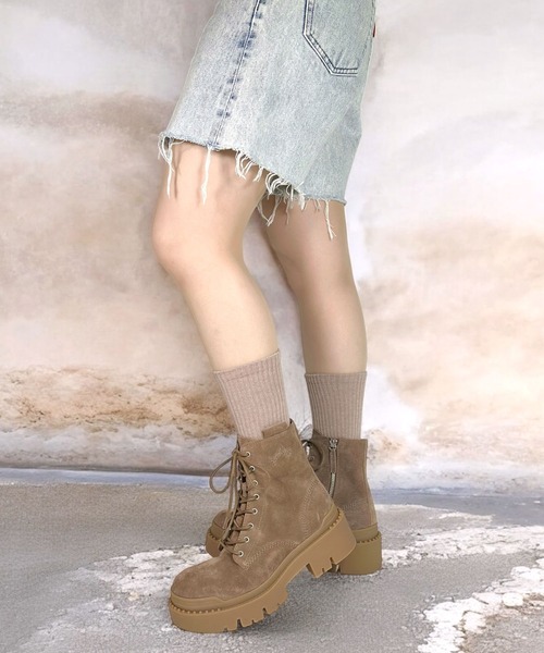 ASH(アッシュ)の「アッシュ【NOAH】厚底レースアップブーツ コンバット ボリューム 6cmヒール(ブーツ・レディース・ブラック/ブラウン・39/37/36)」の8枚目の写真