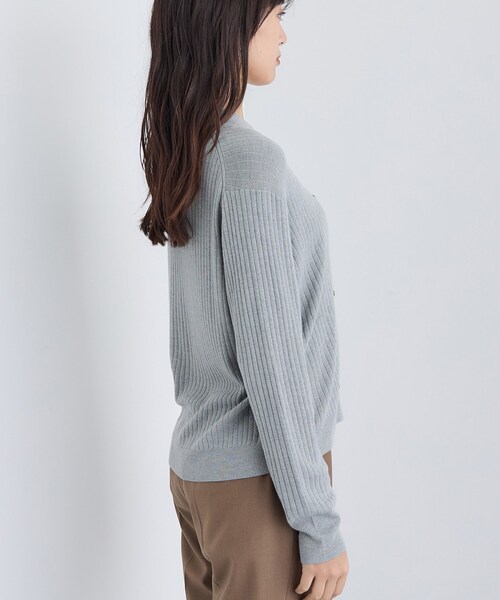 INDIVI(インディヴィ)の「【トレンド】衿付きワイドリブニット(カーディガン/ボレロ・レディース・ブラック/グレー系4・05/13/15 /38)」の13枚目の写真
