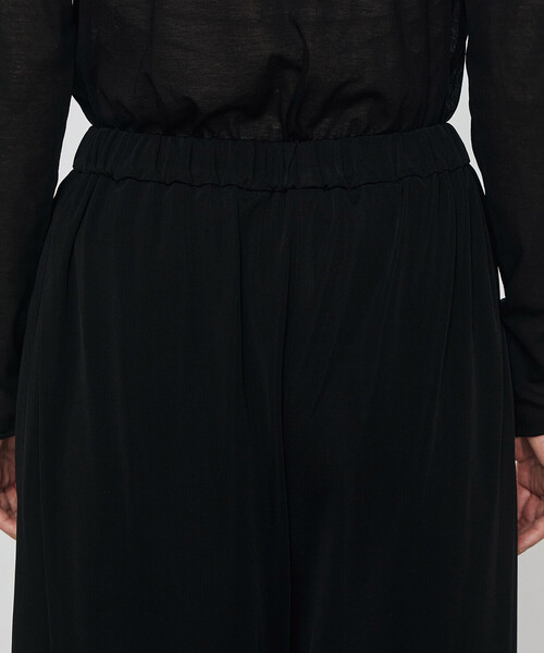 Gabardine K.T（ギャバジンケーティー）の「ハイテンションポンチライト ジレセットアップ（その他パンツ・レディース・ブラック・9号）」の17枚目の写真