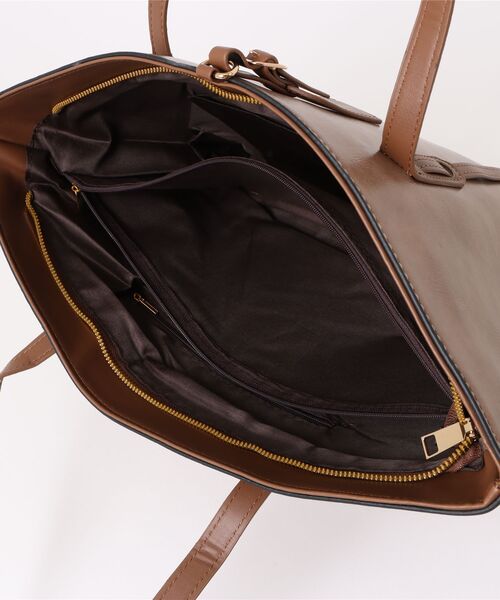 florist（フローリスト）の「レザータッチアシメハンドルトートバッグ/ビジネスバッグ（ビジネスバッグ・レディース・ベージュ/ブラック/オフホワイト/キャメル/ブルーグリーン/モカ・FREE）」の19枚目の写真