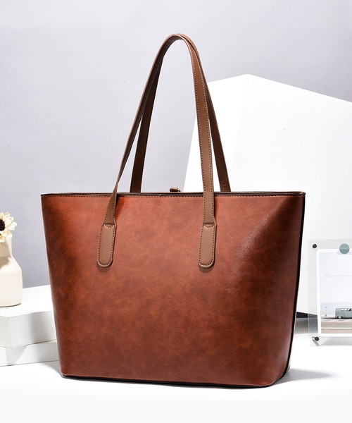 florist（フローリスト）の「レザータッチアシメハンドルトートバッグ/ビジネスバッグ（ビジネスバッグ・レディース・ベージュ/ブラック/オフホワイト/キャメル/ブルーグリーン/モカ・FREE）」の10枚目の写真