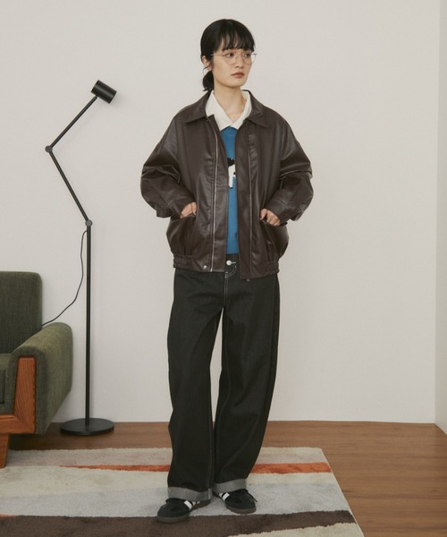 MERLOT（メルロー）の「オーバーサイズフェイクレザーフライトジャケット（ブルゾン・レディース・ブラウン/ブラック・FREE）」の15枚目の写真