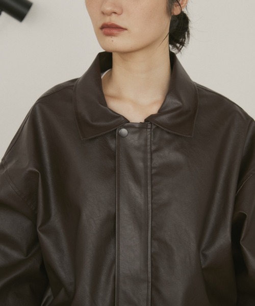 MERLOT（メルロー）の「オーバーサイズフェイクレザーフライトジャケット（ブルゾン・レディース・ブラウン/ブラック・FREE）」の17枚目の写真