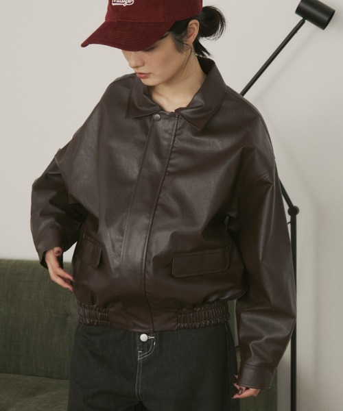 MERLOT（メルロー）の「オーバーサイズフェイクレザーフライトジャケット（ブルゾン・レディース・ブラウン/ブラック・FREE）」の20枚目の写真
