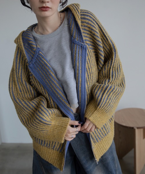 VACANCY(ヴァカンシー)の「配色リブフーディZIPパーカー/リバーシブル/新色追加(パーカー・レディース・マスタード/ブルー/ブラック/ネイビー・FREE)」の10枚目の写真