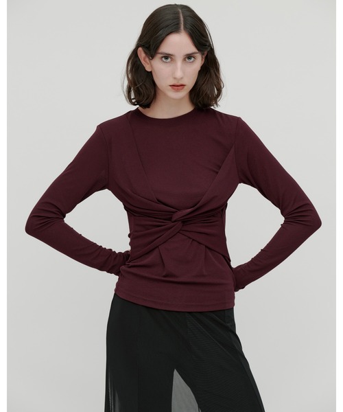 kiehtova(キエトヴァ)の「【kiehtova】SLUB TWIST TOPS/スラブ ツイスト トップス(Tシャツ/カットソー・レディース・ワイン系/ブラック/グリーン・FREE)」の4枚目の写真
