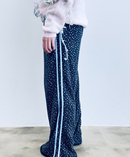 Y2K SYNAPSE FACTORY（ワイツーケー シナプスファクトリー）の「【forever dreaming】ワッフルジョガーパンツ（スウェットパンツ・レディース・ブラック・FREE）」の7枚目の写真