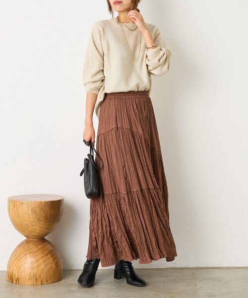 Jena espace merveilleux(ジェナ エスパスメルヴェイユ)の「ラメクルーネックニット(ニット/セーター・レディース・グレー/ブルー/アイボリー・FREE)」の4枚目の写真