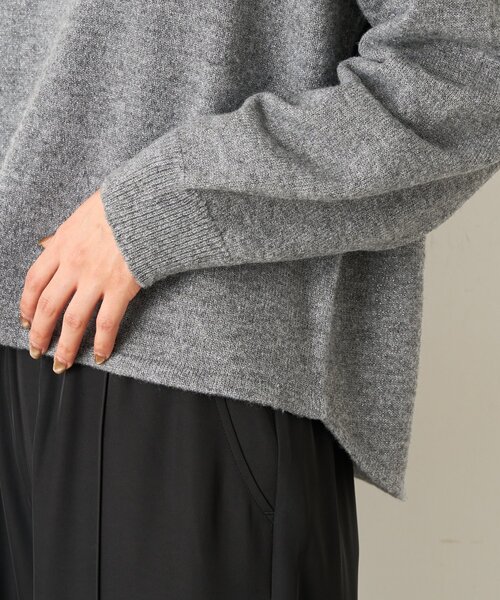 Jena espace merveilleux(ジェナ エスパスメルヴェイユ)の「ラメクルーネックニット(ニット/セーター・レディース・グレー/ブルー/アイボリー・FREE)」の15枚目の写真
