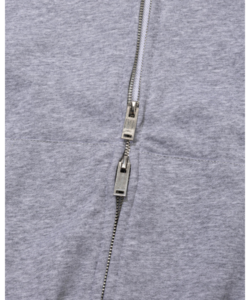 MOAA（モア）の「Cropped Zip Hoodie (GRAY)（パーカー・レディース・その他・SMALL/MEDIUM）」の4枚目の写真