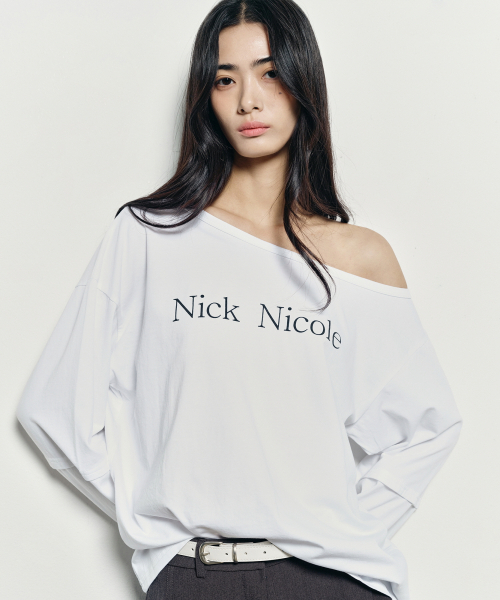 NICK&NICOLE(ニックアンドニコール)の「NICOLE ONE SHOULDER LAYERED LOGO LS TOP_IVORY(Tシャツ/カットソー・レディース・その他・FREE)」の1枚目の写真