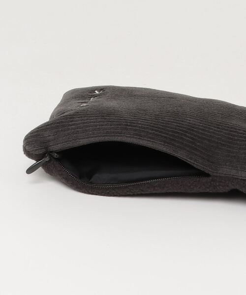 Snow Peak（スノーピーク）の「Snow Peak / Corduroy Neck Muffler  コーデュロイネックマフラー 海外限定（マフラー・レディース・ライトブラウン/スミクロ/ライトベージュ・ONE SIZE）」の19枚目の写真