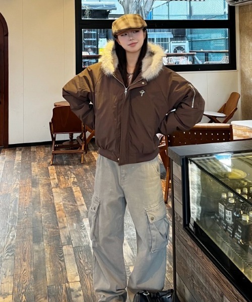 LAC-VERT（ラック・ヴェール）の「フェイクファーフードブルゾン（ブルゾン・レディース・ブラック/ブラウン・FREE）」の10枚目の写真