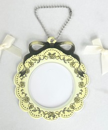 LAFARY（ラファリー）の「クラシカルパレット　缶バッジケース（バッジ）」