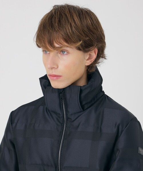 BLACK LABEL CRESTBRIDGE（ブラックレーベル・クレストブリッジ）の「シャドーチェックカルゼダウン（ダウンジャケット/コート・メンズ・ネイビー/グレー系その他/ブラック/パープル系その他4/ホワイト系その他・XL/L/M）」の20枚目の写真