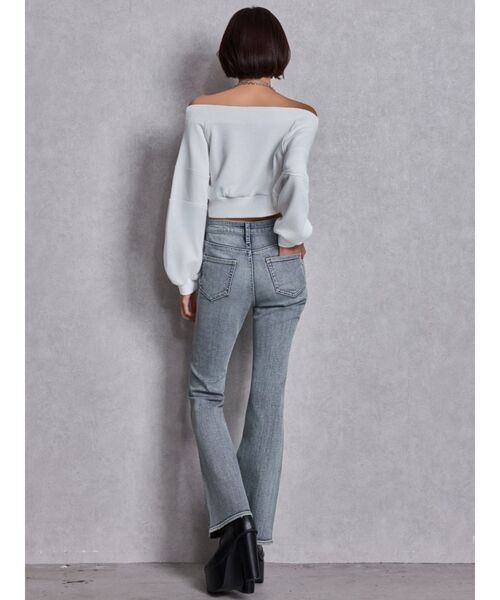 GYDA(ジェイダ)の「ハイウエストbijouフレアデニムパンツ(デニムパンツ・レディース・ブラック/ライトブルー/インディゴブルー・X-SMALL/SMALL/MEDIUM)」の4枚目の写真