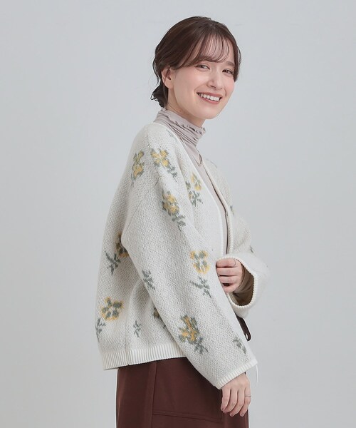 ■美品・未使用■センソユニコ慈雨/羽織.カーディガン.ボレロ/ウールポリエステル セール】【洗濯機可】柄アソート VネックZIPカーディガン