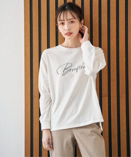ikka(イッカ)の「ロゴフォトプリントスウェットTシャツ(Tシャツ/カットソー・レディース・オフホワイト/ブラック/チャコール/ホワイト・M/L)」の11枚目の写真