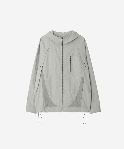 BLR(ビーエルアール)の「Arc Panel Windbreaker Jacket Beige(ナイロンジャケット・メンズ・その他・SMALL/MEDIUM/LARGE)」の1枚目の写真