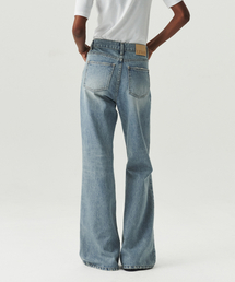 LEVAR（レバー）の「Relaxed Boots Cut Denim - Light Blue（デニムパンツ）」
