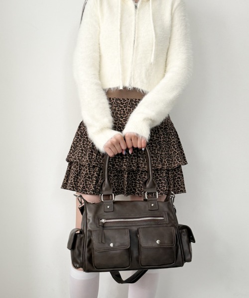 WEGO（ウィゴー）の「WEGO/ポケットデザインボストンショルダー（ショルダーバッグ・レディース・ブラック/ブラウン・FREE）」の8枚目の写真