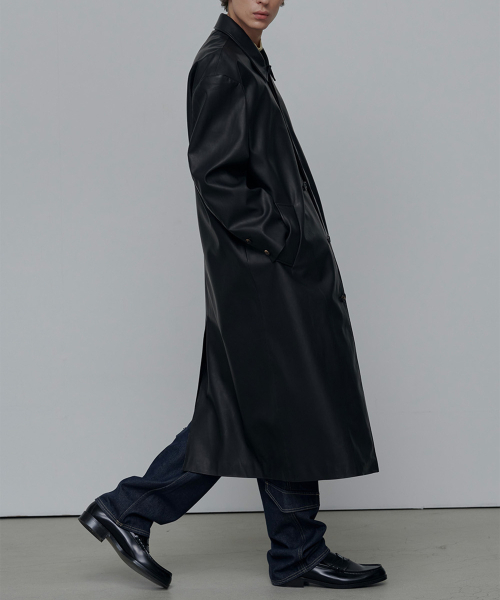 ANYTIME LOREAK(エニタイムロレーク)の「DAHLIA MAC COAT-BLACK(LEATHER)(トレンチコート・レディース・その他・MEDIUM)」の4枚目の写真