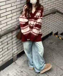 【WEB限定】ボーダー柄Vネックニットトップス［韓国ファッション カジュアル］