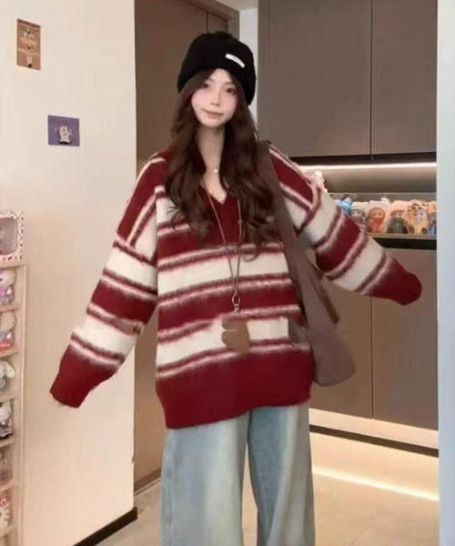 STAY MOTION（ステイモーション）の「【WEB限定】ボーダー柄Vネックニットトップス［韓国ファッション カジュアル］（ニット/セーター・レディース・レッド/グレー/ブラック・F）」の4枚目の写真