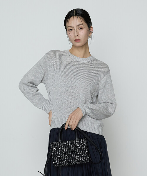 K.T KIYOKO TAKASE（キヨコタカセ）の「プレーティング天竺 シャイニーラメニット（ニット/セーター・レディース・ライトグレー/ブラック系その他・FREE）」の2枚目の写真