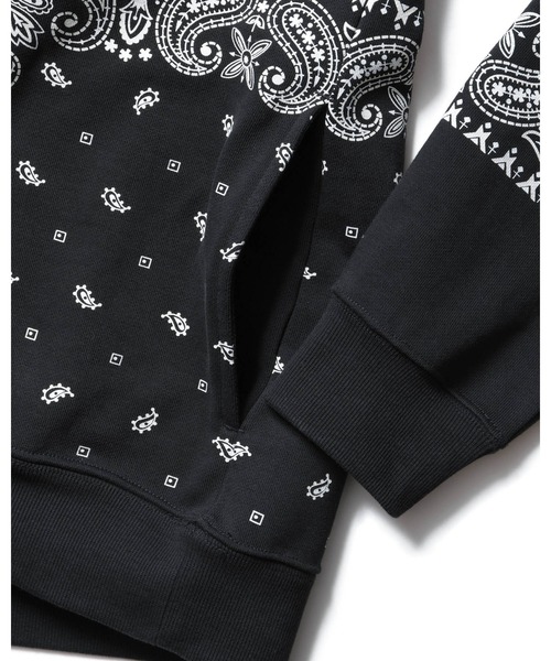 F.C.Real Bristol（エフシーレアルブリストル）の「BANDANA SWEAT HOODIE（パーカー・メンズ・レッド/ネイビー/ブラック・SMALL/MEDIUM/LARGE/X-LARGE/XX-LARGE）」の7枚目の写真