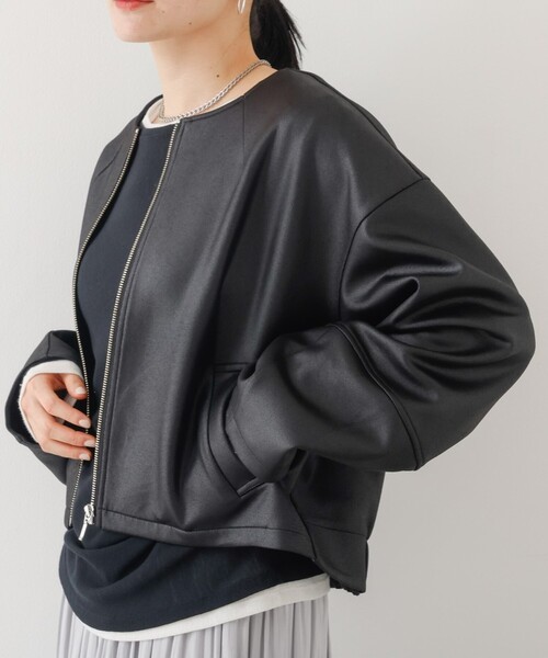 abahouse mavie(アバハウスマヴィ)の「ソフトレザーライクジップブルゾン(ブルゾン・レディース・ブラック/ダークブラウン/オフホワイト・フリー)」の1枚目の写真