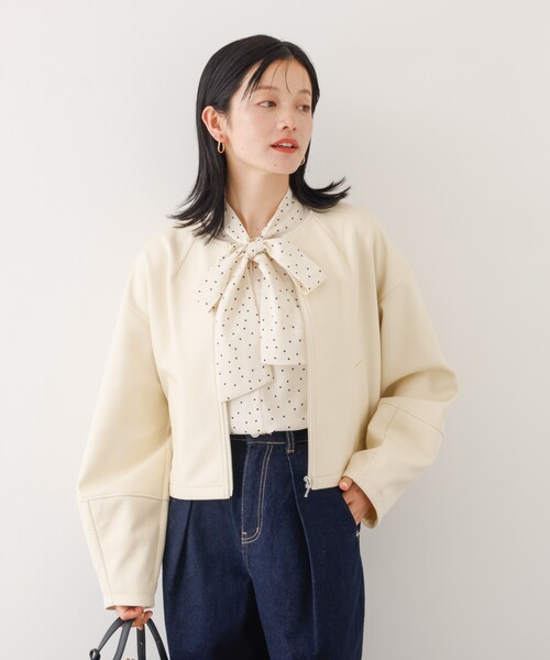 abahouse mavie(アバハウスマヴィ)の「ソフトレザーライクジップブルゾン(ブルゾン・レディース・ブラック/ダークブラウン/オフホワイト・フリー)」の4枚目の写真