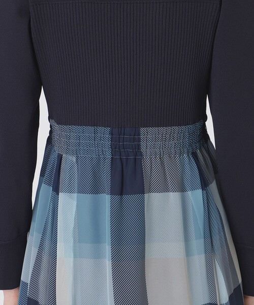 BLUE LABEL CRESTBRIDGE（ブルーレーベルクレストブリッジ）の「シフォンコンビドレス（ワンピース・レディース・ベージュ系その他2/レッド/ブルー系その他2・40/38/36）」の12枚目の写真