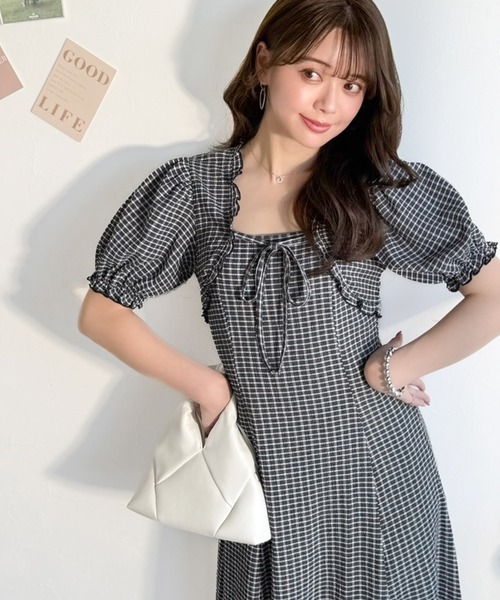 mily bilet(ミウィビレット)の「【mily bilet】ボレロ見えレイヤードでスタイルアップ。リボン付き パフスリーブドッキングワンピース (ロング丈)(ワンピース・レディース・ブラック系1/アイボリー系1/ブラック・LARGE/X-LARGE/MEDIUM/SMALL)」の6枚目の写真