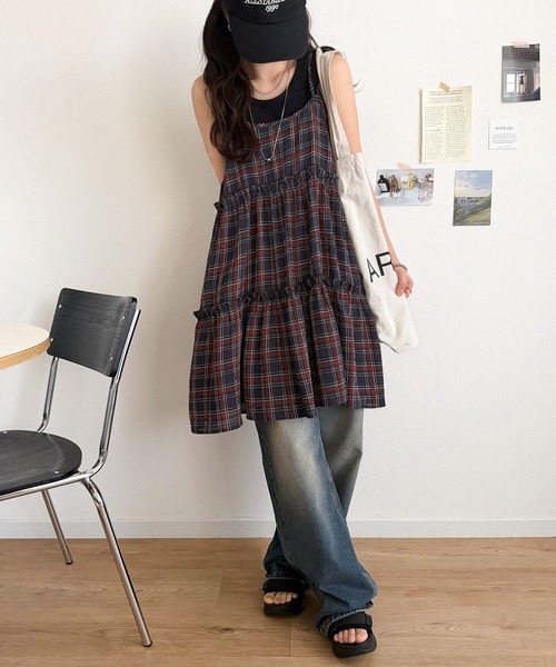 mily bilet(ミウィビレット)の「【mily bilet】360度どこから見ても大人可愛い! 切替シアーティアードキャミチュニック(キャミソール・レディース・ネイビー系1/ネイビー系2/ブラック/アイボリー・LARGE/MEDIUM/SMALL/X-LARGE)」の17枚目の写真