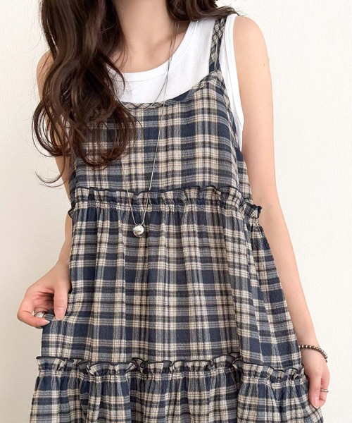 mily bilet(ミウィビレット)の「【mily bilet】360度どこから見ても大人可愛い! 切替シアーティアードキャミチュニック(キャミソール・レディース・ネイビー系1/ネイビー系2/ブラック/アイボリー・LARGE/MEDIUM/SMALL/X-LARGE)」の6枚目の写真