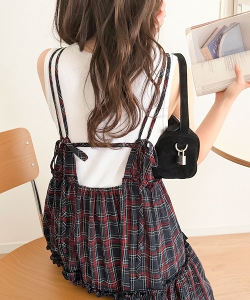 mily bilet(ミウィビレット)の「【mily bilet】360度どこから見ても大人可愛い! 切替シアーティアードキャミチュニック(キャミソール・レディース・ネイビー系1/ネイビー系2/ブラック/アイボリー・LARGE/MEDIUM/SMALL/X-LARGE)」の5枚目の写真