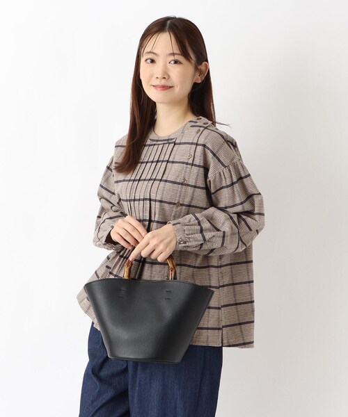 one'sterrace(ワンズテラス)の「SE バンブーライク2WAYトート(トートバッグ・レディース・ダークブラウン系8/ライトグレー系8/ブラック系8・99)」の16枚目の写真