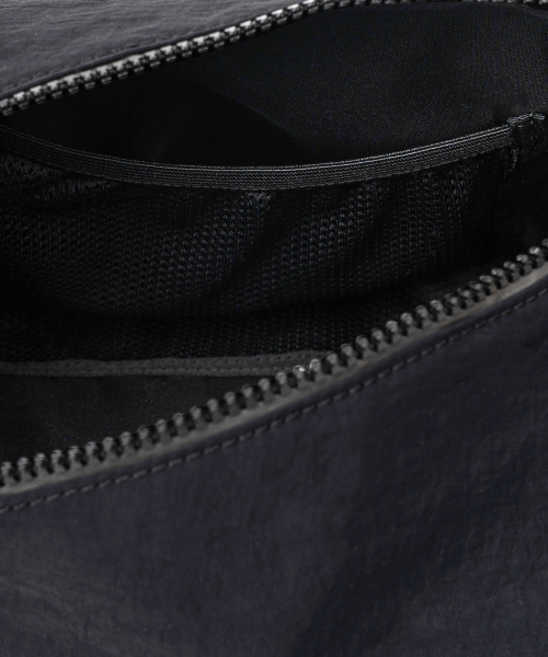 Express Holiday(エクスプレスホリデー)の「トレイルクロスバッグ_ブラック(メッセンジャーバッグ・レディース・その他・ONE SIZE)」の3枚目の写真