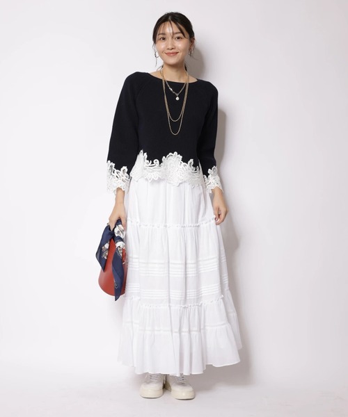 JUSGLITTY(ジャスグリッティー)の「ポイントレースティアードスカート(スカート・レディース・ホワイト/ブラック・0/1/2)」の4枚目の写真